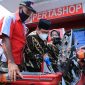 Mendesa PDTT RI, Abdul Halim Iskandar kunjungi Pertashop di Sidoarjo, Jawa Timur, Indonesia. Foto : Kemendesa PDTT RI