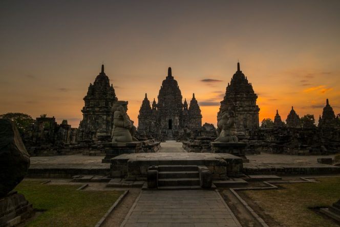 
 Storynomics Tourism Indonesia
