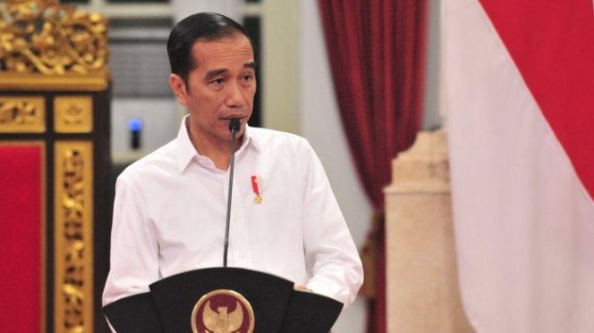 
 Presiden RI, Joko Widodo memberikan keterangan pers terkait pemberlakuan PPKM Level 3